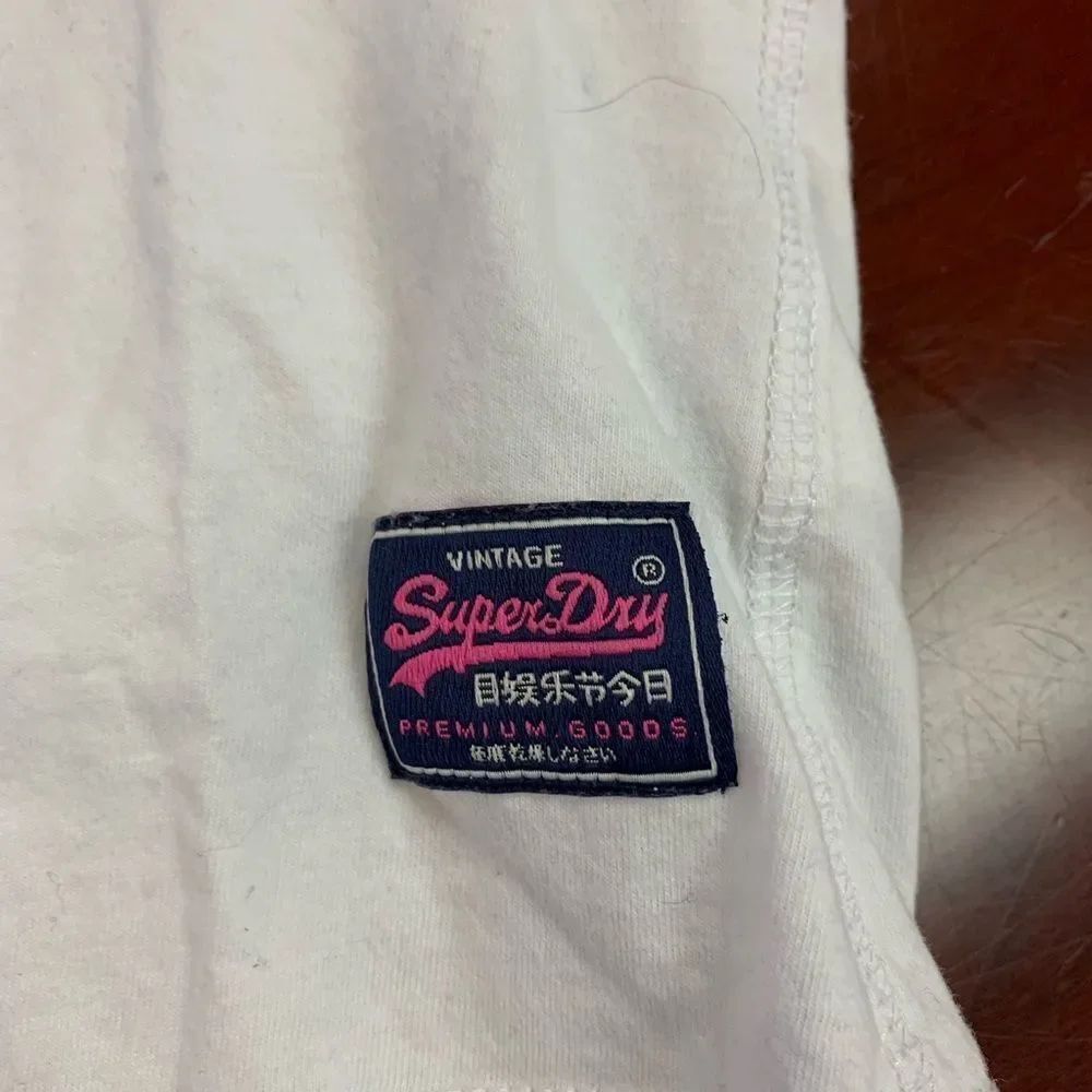 Super Dry White Tropical Surfer Ladies T-Shirt sz 4 EUC - Picture 2 of 5
